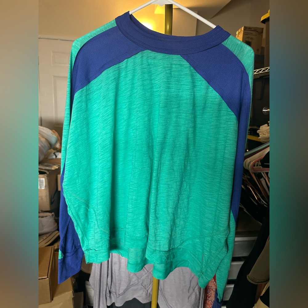 NWOT Free People All About It Long Sleeve Top in Sport Green, XS - Picture 5 of 8